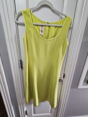 TOM AND LINDA PLATT 90's Lime Green Sleeveless Dress Vintage 100% Silk